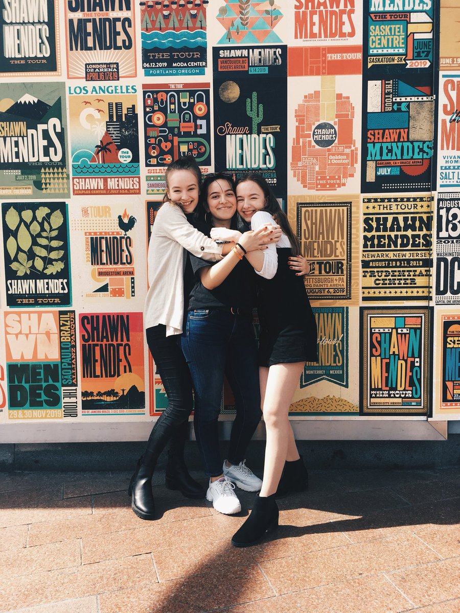 westankevin's tweet photo. 📝 Petition for Shawn's team to have the poster wall backdrop on all tour stops! So many fans loved taking photos there with their friends and it showcases his music bringing people together from all around the world! @ShawnAccess @ShawnMendes https://t.co/Z77ZWOcy6h
