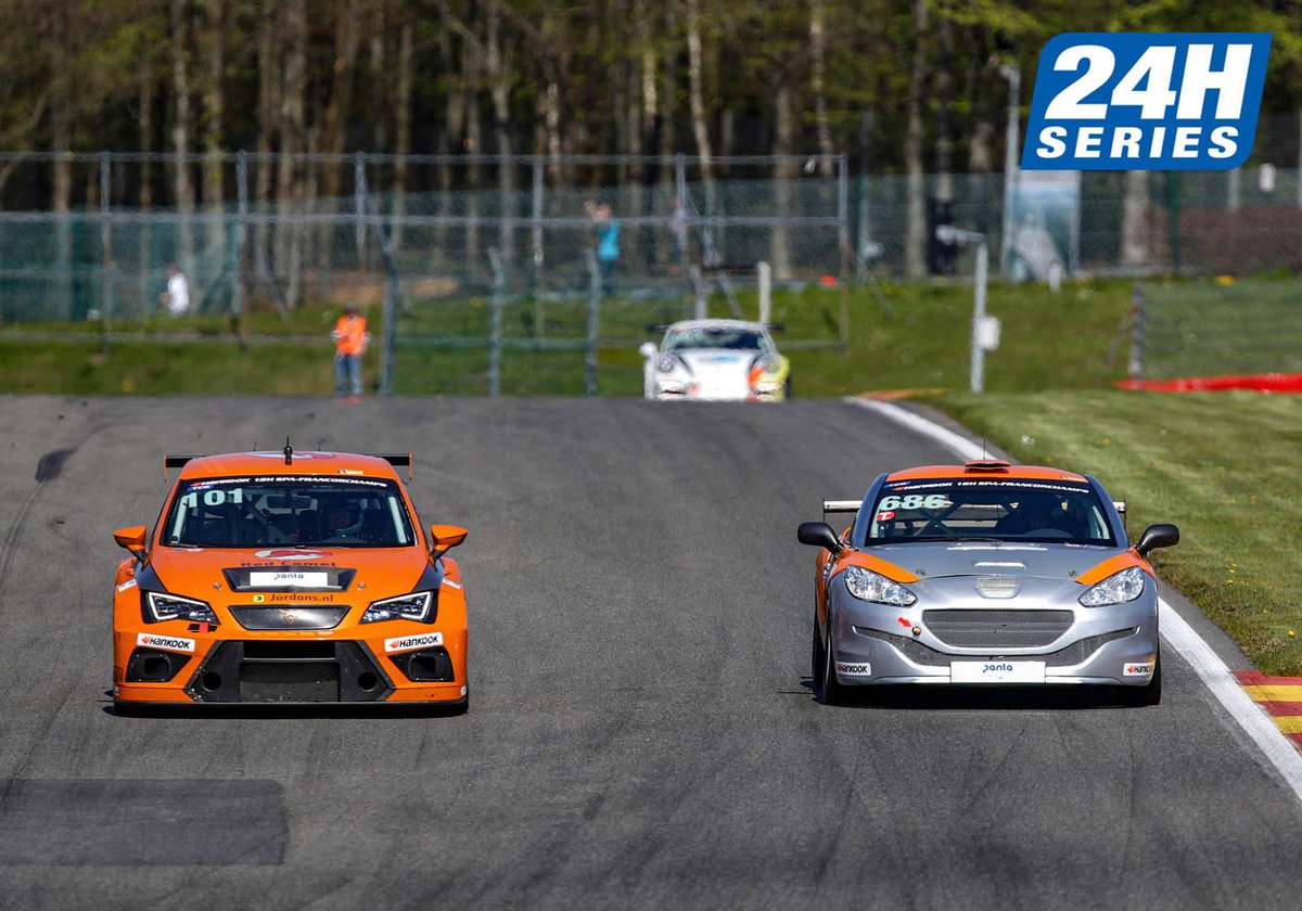 24HSERIES's tweet photo. #24HSERIES | And in TCE after 10hrs:
1. @RedCamelRacing (101)
2. #Autorama / @WolfPowerRacing (112)
3. #ACMotorsport (188)
4. @TeamPROsport (1)
5. #IGORIOLANKAI (132)
Results after 10hrs HERE (https://t.co/H7LDUsaclc) and HERE (https://t.co/PPyn3vaKuU) https://t.co/ZcADuj63yy