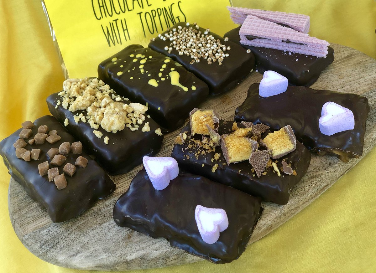 partridgesfoods's tweet photo. Treat someone to something special this #BankHolidayWeekend with @PeacocUK’s craft chocolate bars. https://t.co/ey0zebdw99