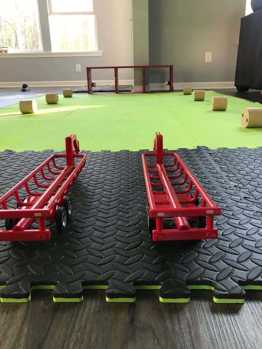 Can your VEX EDR system harvest hay onto trailers and park them in the barn? Come to NextGen Expo May 16th <a href="/PurdueAg/">Purdue Agriculture</a> <a href="/PurdueBeckAg/">Purdue Beck Ag Center</a> 10am - 4pm. LIMITED FREE admission,  pre-register purdue.ag/agbot #agtechaction #agBOT2019