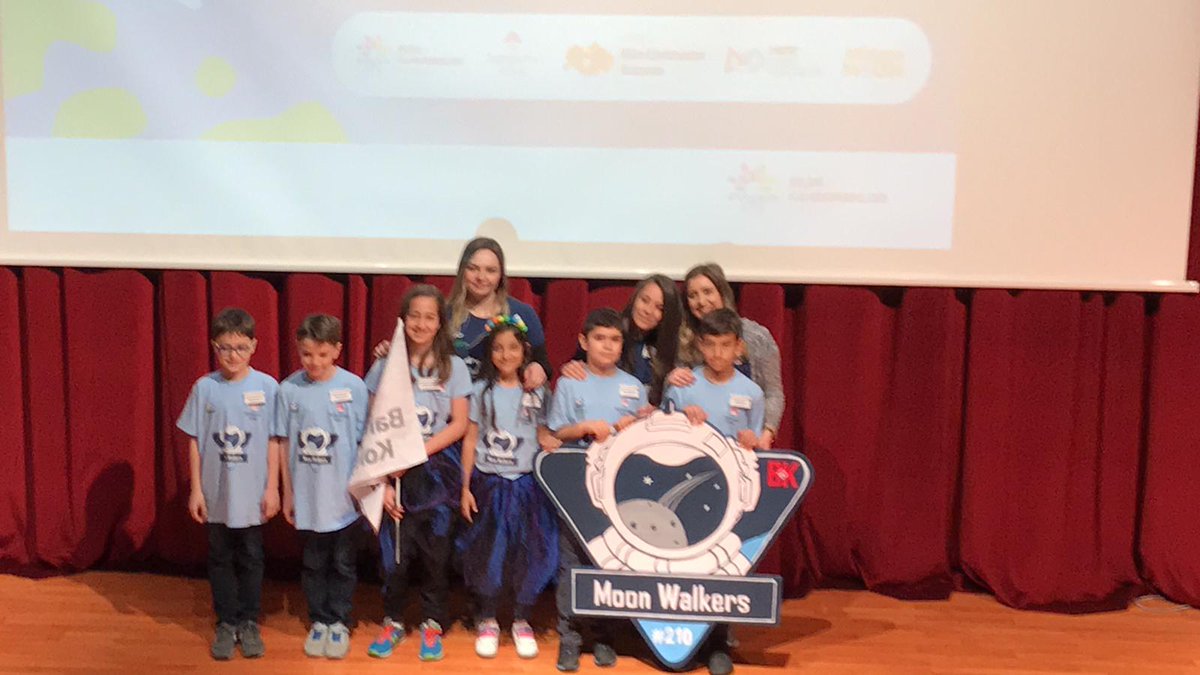 SelinBaran01's tweet image. Bilim Kahramanları derneğinin düzenlediği FLL JUNİOR turnuvasında takimlarımız Moon Hunters ve Moon Wolkers &quot;meraklı araştırmacılar&quot; ve &quot;yepyeni bir tasarım yapan mucitler&quot; ödüllerini aldılar @Bahcesehir22 @MahmutBozturk @duygubiyikoglu @ErkenCocukluk