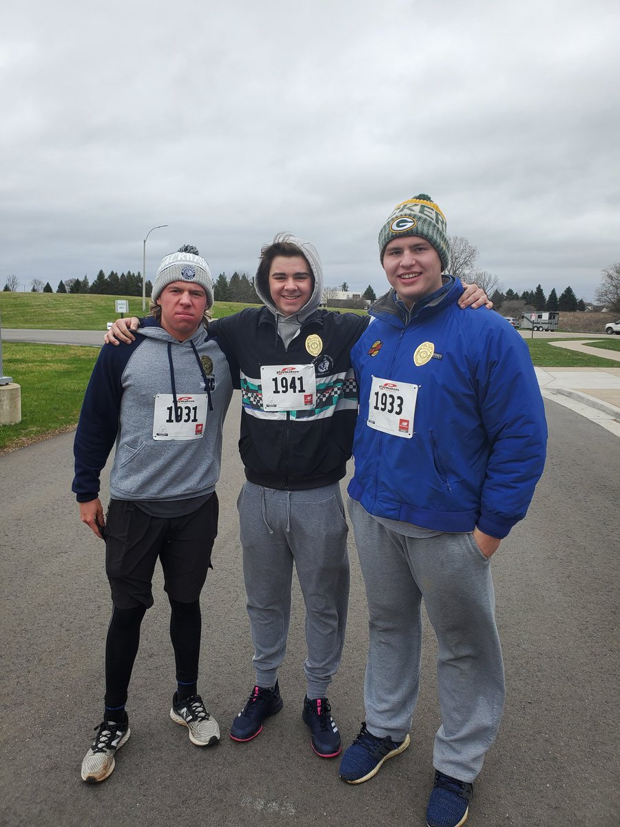 annodser's tweet photo. #heartwoodplayground #jrofficers #masonPD had a great time supporting Heartwood this morning with the pals! https://t.co/Tunr0ZoBbL