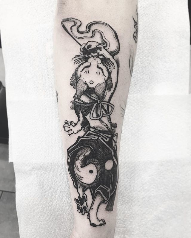 Cat from my flash 👹🖤 @therisingtidetattoocollective // for booking inquiries please DM or Email
-
-
-
#bournemouthtattoo #tattoo #tattooapprentice #tattooapprenticeuk #darkart #darkartists #apprenticetattoo #bournemouth #lineart #uktattooapprentice #ukartist #cheyennehawkpen…