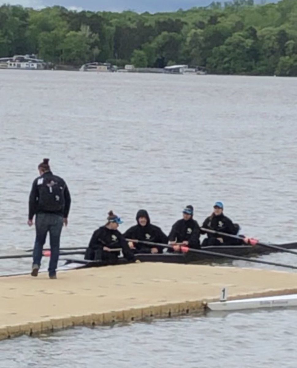 12jtrujillo's tweet photo. No racing for @GraceTrujillo_  this weekend, as Mother Nature was not friendly🌩🌪☔️. Racing cancelled due to debris on course.  We  are still thankful we got to see her and happy the UCF boats that did race were strong 💪🏽⚔️   #RowKnights #ChargeOn  @UCF_Rowing  @ClemsonInvite https://t.co/fOq8zxcHzQ