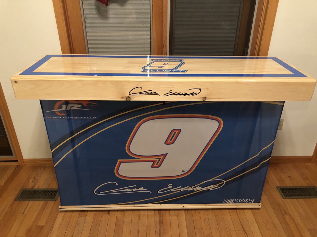 IBroughtTheBar's tweet photo. #nascar and #Tailgating in your wheel house?  No pun intended.  How about a mobile bar representing your favorite driver?  See https://t.co/Bot4r6decs.  Custom Made..Any driver!  Oh - and folding stools too!  #chaseelliott. #9. https://t.co/tNuip1vtbo