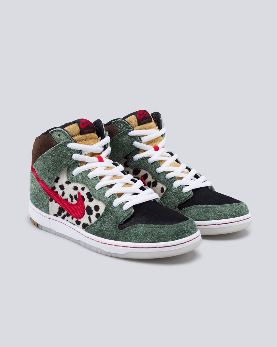 sb dunk high walk the dog stockx