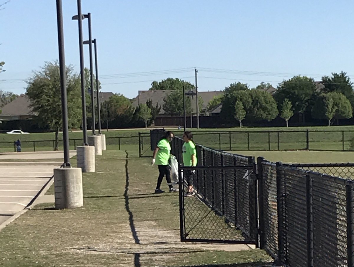 S5thgrade's tweet photo. #CleanItGreenIt @SonntagElem https://t.co/MtbpYWulB3