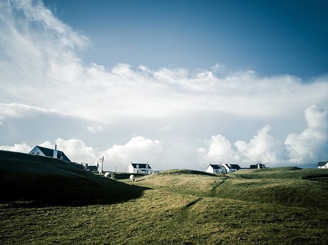 BoumanYvonne's tweet photo. Home is where you make it. 
Where is home for you? ......
#tiree #scarinish #landscapephotography #landscapelove #scotland_ig #hebrides https://t.co/lWqCS89CFw https://t.co/8hXKPaPeox