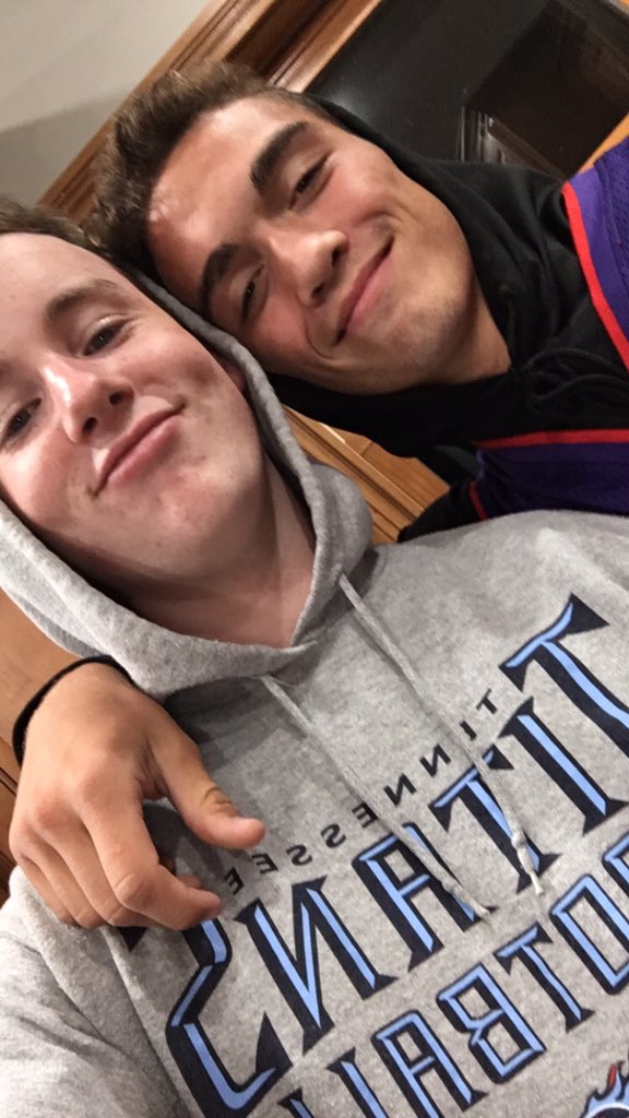 Happy birthday to my favorite roommate and also Danny Granger. Love you bro 