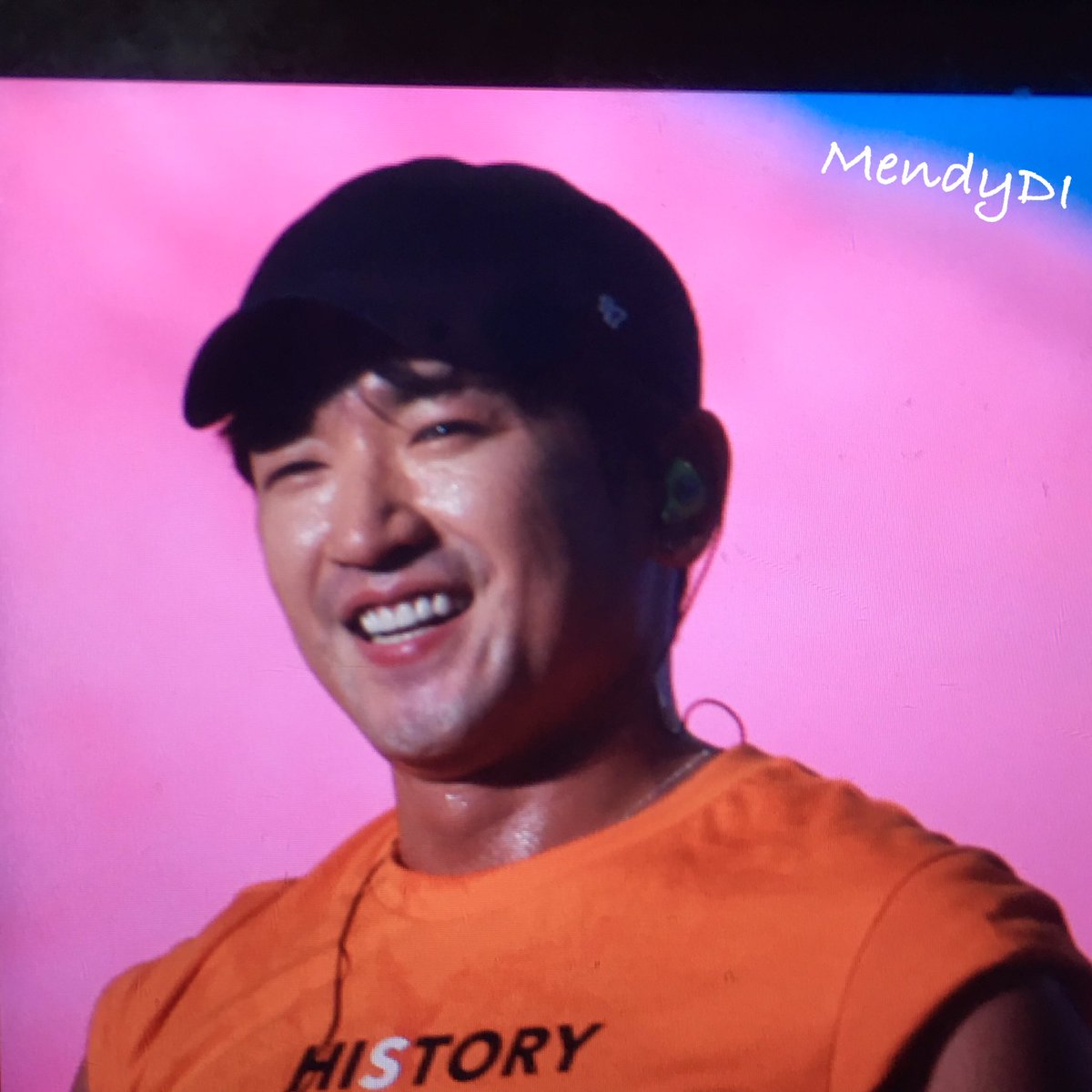 _MendyDI's tweet photo. 190420 #신화 21주년콘서트 #이민우 https://t.co/QYPrTS8vWE