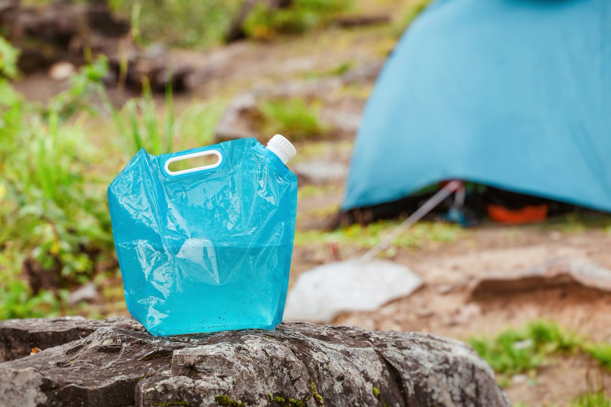 goinggear's tweet photo. There's been an increase in bacteriological contamination of water, so knowing how to purify water could seriously save your life. We put together a list of different ways you can purify and filter water for yourself ➡️ https://t.co/Hak4leZN9v #waterpurification https://t.co/GrRbojZjUr