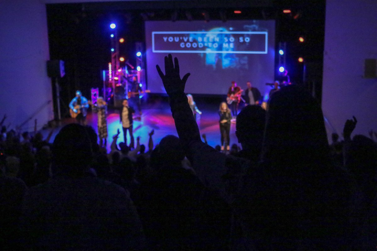 LonnieSnell's tweet photo. GOOD FRIDAY WAS STRAIGHT FIRE!!! God showed up and showed off!!! I cannot wait until EASTER SUNDAY!!! WHAT we got planned for EASTER 🤯!!! @newlifechapel EASTER SUNDAY 9,10:30,&12 #nlceaster #lovenewlife #lovethe513
#!!! https://t.co/GJgoN2nVpM