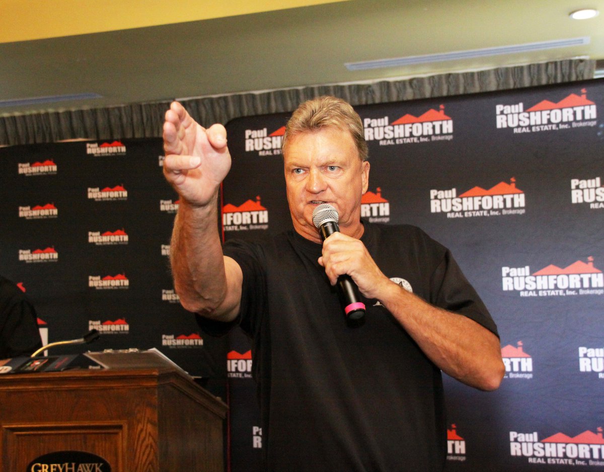 Today is the day we celebrate our wonderful auctioneer! Liam Maguire has more than 35 years of experience as a host, emcee and keynote speaker, We're lucky to have you, Liam!