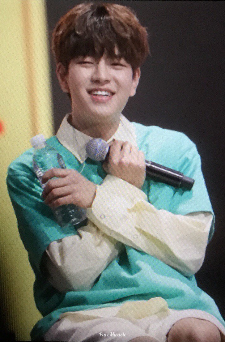 PureMiracle922's tweet photo. 프리뷰🍀190420 하이스테 #김승민 @Stray_Kids 

우리 멍멍이 ㄱㅇㅇ😭😭😭😭😭😭 https://t.co/ZPSK1D1uUI
