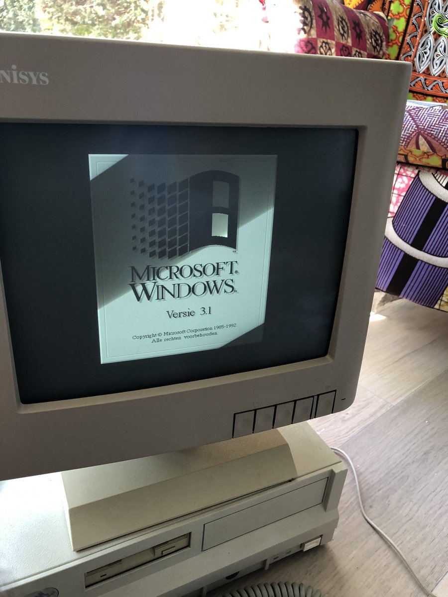 hboelman's tweet image. Good old memories! #windows #windows3 #msdos #ibm