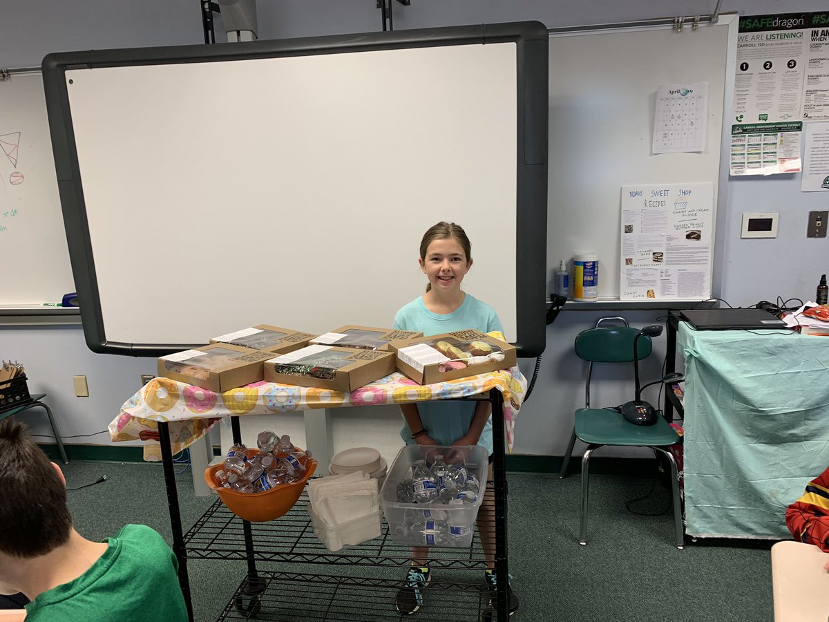 The Donut Cart is Ours!!  So many @peaceloveandlittledonuts. Thanks Badgett Fam for giving us this treat!! #TheresNoPlaceLikeCarroll #eubanksrocks!! #eiskidsdeserveit <a href="/EubanksDragons/">Eubanks Intermediate</a> <a href="/eispto/">Eubanks PTO</a>
