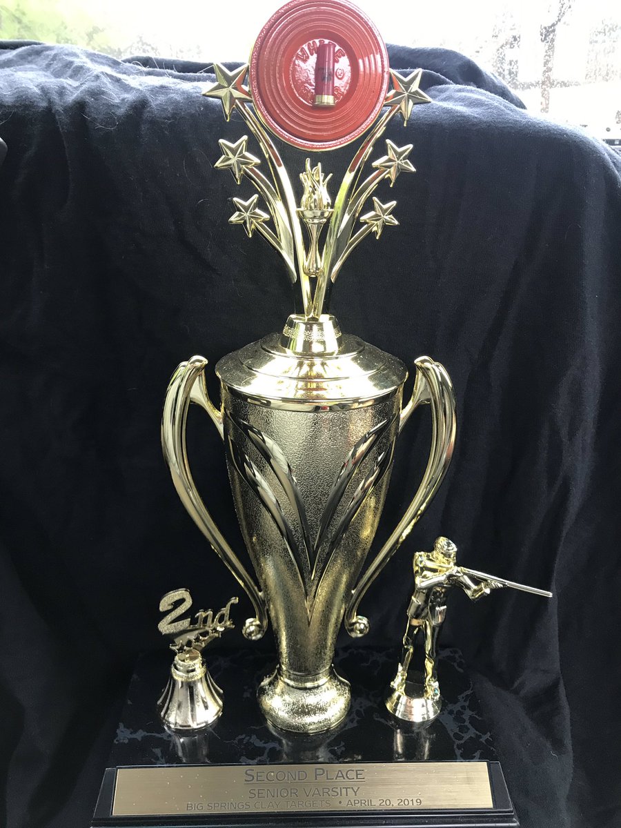 OHSTrapTeam's tweet photo. So @OHSconstruction may have to start a trophy case for us!! 2nd place varsity for our shoot today!!! Congrats to Reece, Luke, Jonah, Davis, and Nathan!!!! https://t.co/iuEZNh70pP