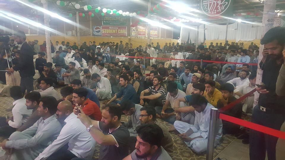 ati_iiui's tweet photo. #Festivilla_Twenty19
#3rd_Night
#Mahfil_E_Sama
#Student_Power
#ATI_IIUI https://t.co/LLHJ63WhPB