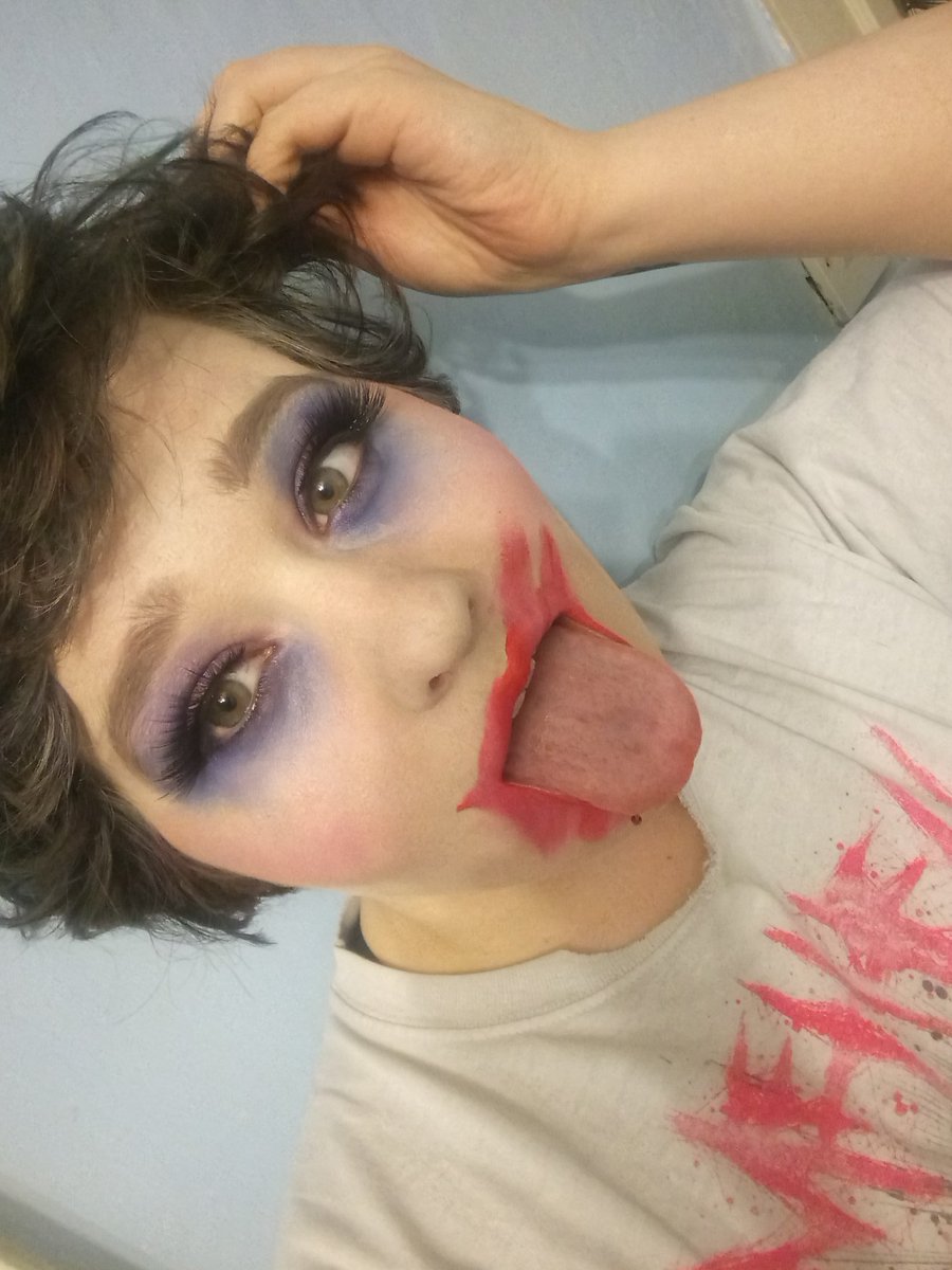 sonnytheatrics's tweet photo. You got my message in your mail Please don’t ignore me, my soulmate I’m gonna getchu
#Aelonia #crazyexmakeup
Something a bit different to my normal looks but so fun to do 😍
@InnaPittza @JakePittsBVB @AeloniaOfficial https://t.co/K0S6iLfwV9