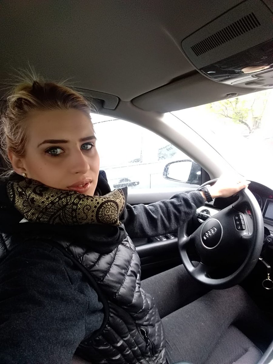 KhrysGrey_'s tweet photo. Care to join me on a 🚗#ride?😘💋

#ridewithme #LordOfTheRings #4rings #Blondie

@Zpromotes @HottiePromo @absoluteukbabes @My_dreamz99 https://t.co/hWJTm4bGdD