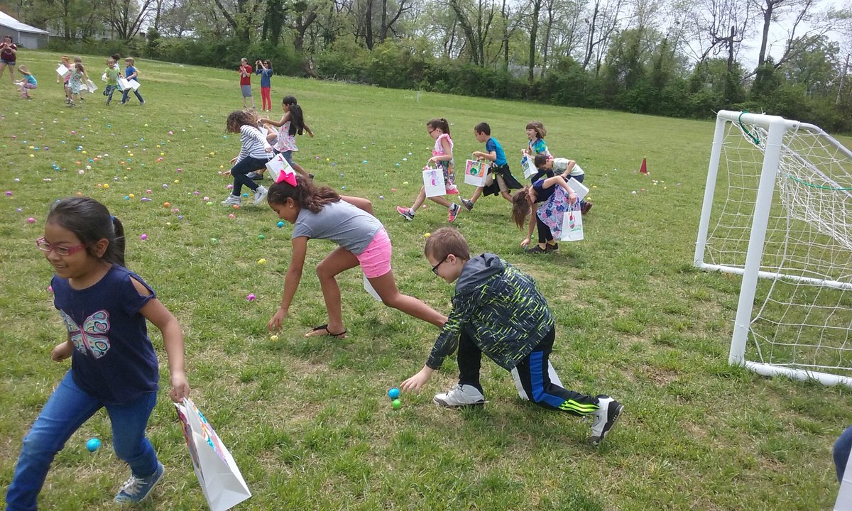 #firstgrade Spring egg hunt fun <a href="/ScottHargrove4/">Scott Hargrove</a> <a href="/TCSPublic/">TullahomaCitySchools</a>