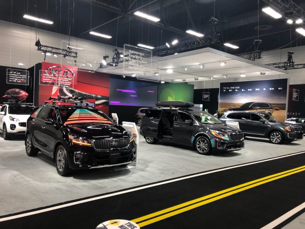 KiaCanada's tweet photo. Come through Calgary! It's your final weekend to get to know our newest lineup of vehicles here at the @AutoShowCalgary. Head to the Kia booth here at the BMOC Stampede Park and chat with our friendly ambassadors about our amazing cars. #AutoShowYYC https://t.co/7SIPdHKpAv