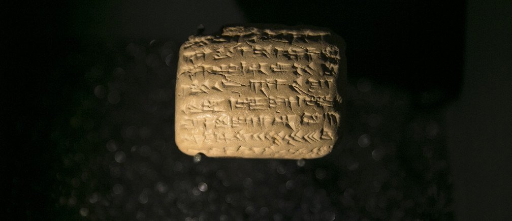 Ronald_vanLoon's tweet photo. Scientists are using machine learning to unlock the mysteries of long-dead languages
by @wef |
Read more at https://t.co/H8x49qUIp0
#ML #Pictograms #Analysis #Technology #CuneiformTablets #RT
Cc: @flowingdata@hugo_larochelle @wesmckinn https://t.co/MHnI9s5fl7