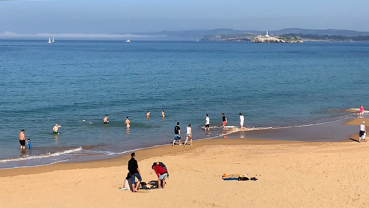 eltomavistas's tweet photo. Sin comentarios... Sardinero 18h #Santander
https://t.co/nH3uBffrGO https://t.co/s3cbP7XRnm