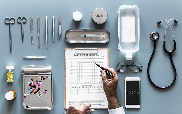abahealthlaw's tweet photo. Walgreens and VillageMD Partner to Offer Primary Care Services #HLBytes
Read More Here: https://t.co/5ZsCtgeYxa https://t.co/IdPgcL7y7e