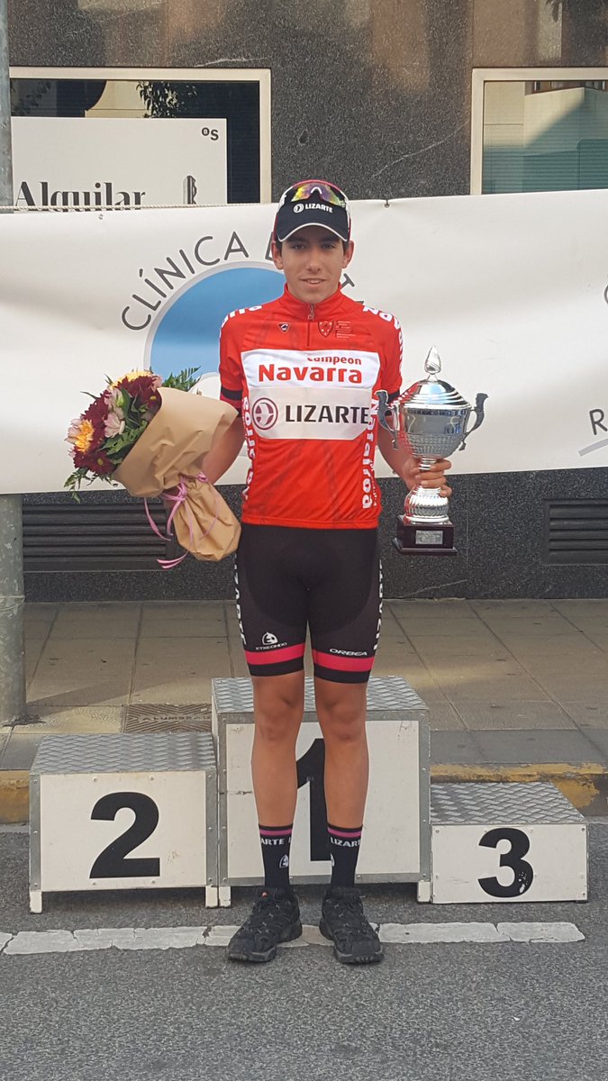 Campeón Navarro en XXXII Memorial L.M.Meoqui @die_uri @CcErmitagana @EquipoLizarte III Trofeo C .Dental Río Ega. #Estella #memorialmeoqui