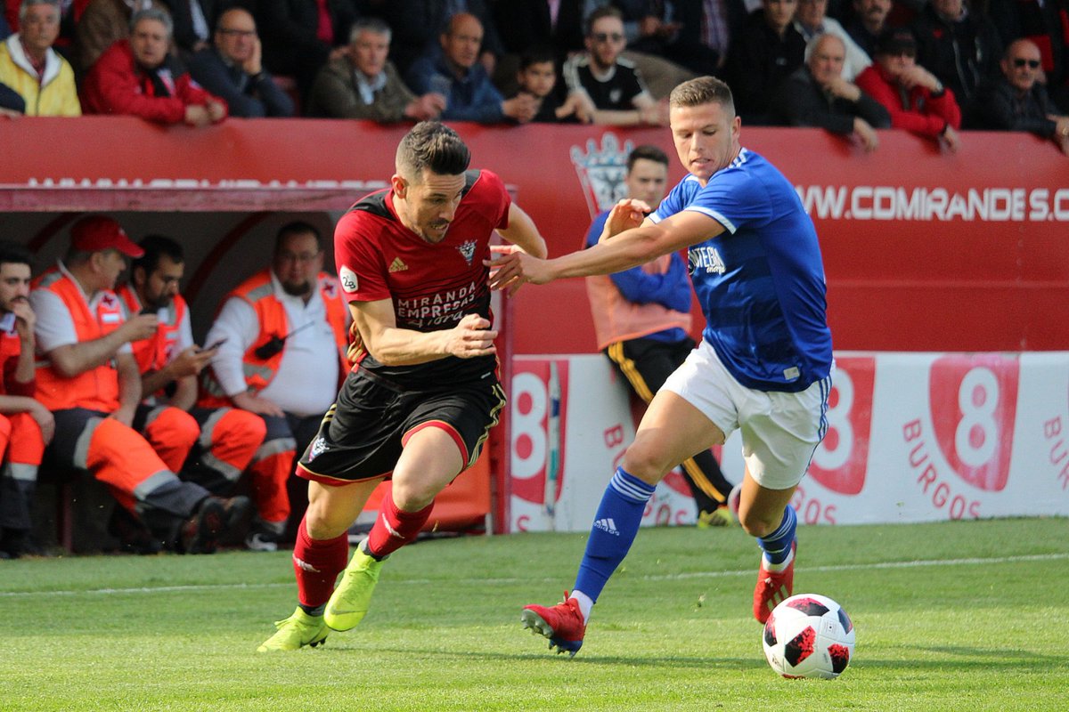 Un lance del partido (Foto: CD Mirandés).