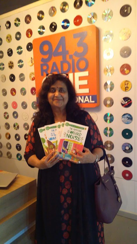anitaondemand's tweet photo. #Chillweekends #Weekendbookshop @943RadioOne #Mumbai #Delhi #Bangalore tunein 9-10 am Sun 21st April 2019 as we chat with #author #soniamehta on her new series #TheGreenWorld #Letssavetheenvironmenttogether @PuffinBooks just launched for #WorldEarthDay come join & become #econut. https://t.co/s5C8Aex3Cc