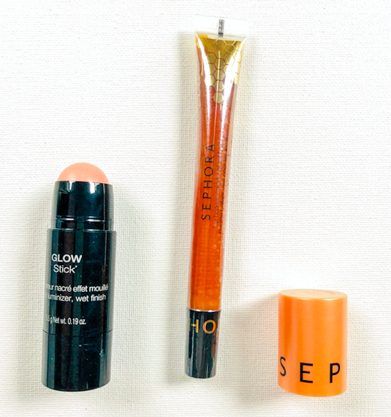 davelackie's tweet photo. I'm giving away two totally fun Sephora products: Glow Stick &amp; Lip Honey Colourful Gloss Balm! To enter, follow @davelackie &amp; RT https://t.co/c1lnozYRk8