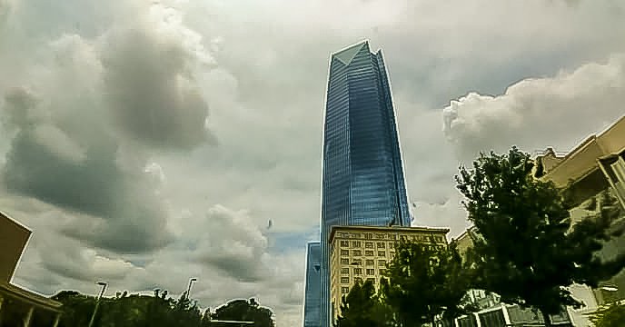 (Photo taken 07/13/2017) I took off to #OklahomaCity, #Oklahoma for a few months to work and live with cousins in Moore, Oklahoma. I was really amazed with the structure and architecture of the #DevonTower in downtown #okc. It was a perfect moment and time to snap a quick pic