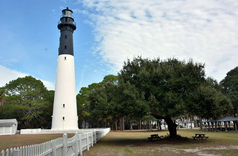 RVOutletMallTX's tweet photo. Visit some of these state parks to add fun stops along the way of your next road trip https://t.co/bHZvSSCSpc https://t.co/PXd7jhmvr0