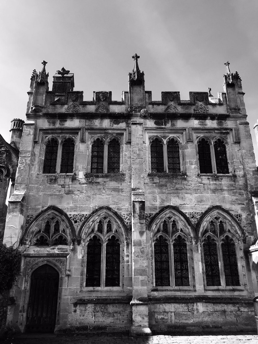 my_view_pics's tweet photo. A stunning day in Wells #Somerset and having a play with some #blackandwhitephoto 1 of 3 #Travel #livingmybestlife #travelphotography  #adultgapyear https://t.co/axM1MhluOI