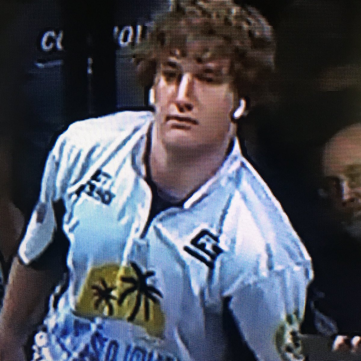 This dude on the Cornhole championships on ESPN2 is playing with AirPods in.

This is the hero we deserve in America.