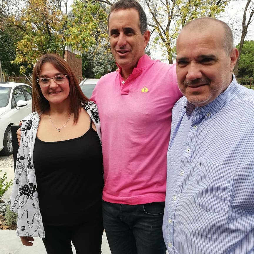 garetto_gaston's tweet photo. Hoy junto a @jgaldeano definimos los puntos a trabajar en estos ultimos dias de campaña.
#CAMBIEMOS
#FUNES
#PONTAROLO https://t.co/IhcduaJGm8