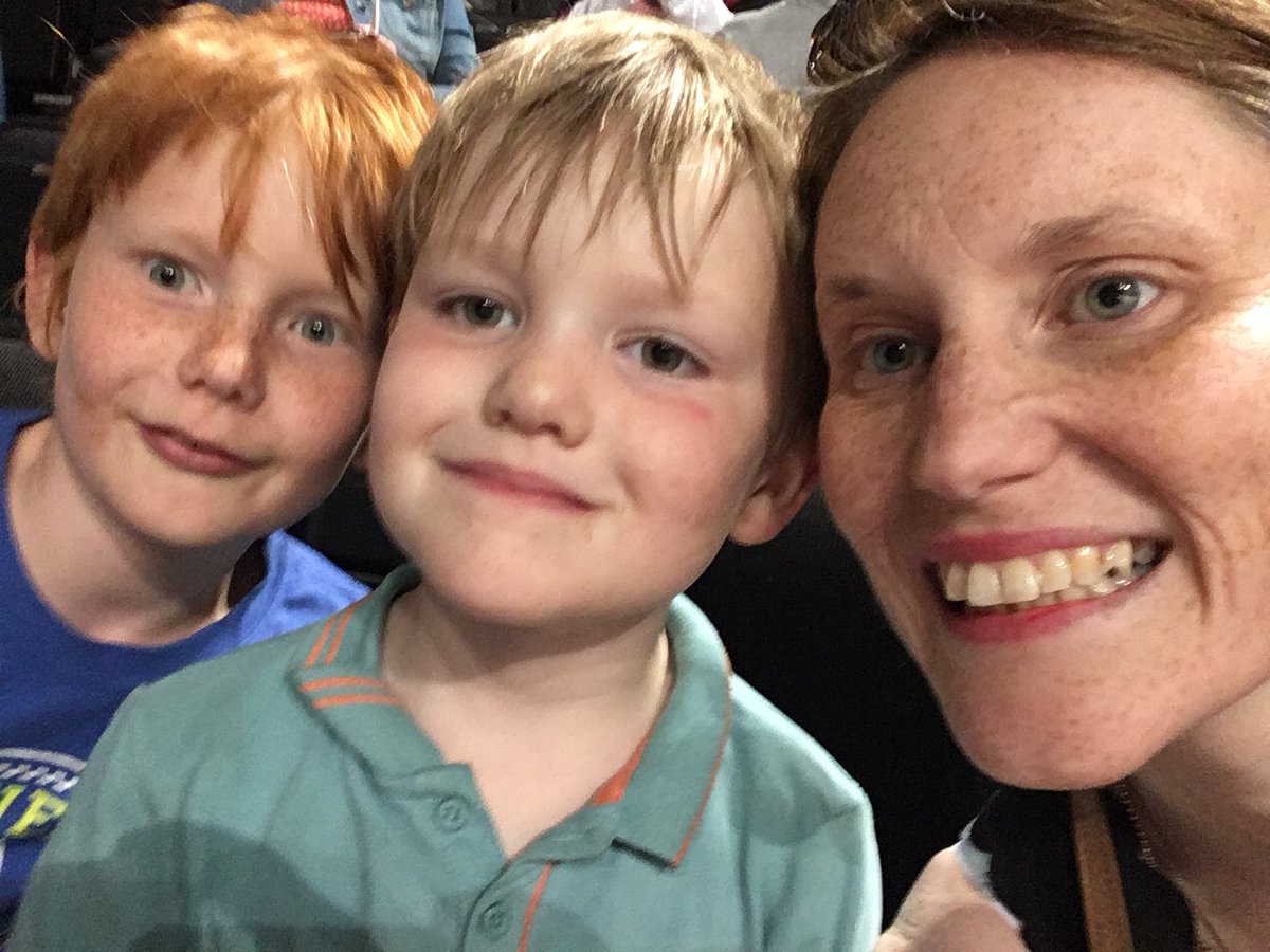 rose therapy centre tweet media