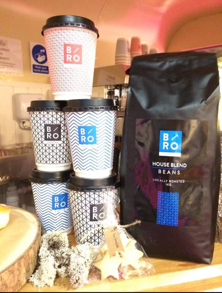 TheFancyFoxNI's tweet photo. We are delighted to be coming back to @NTCastleWard for their annual Easter Egg Hunt over the next 3 days. Catch us on the front lawn where we serving up some fab Bró Coffee ,we can even ice it up for you along with lots of other refreshments and bakes. 🦊😎 #castleward #easter https://t.co/D2lpgHhR0Z