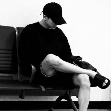 G ⁹ รักน้องแบคฮยอนนะครับ tweet media