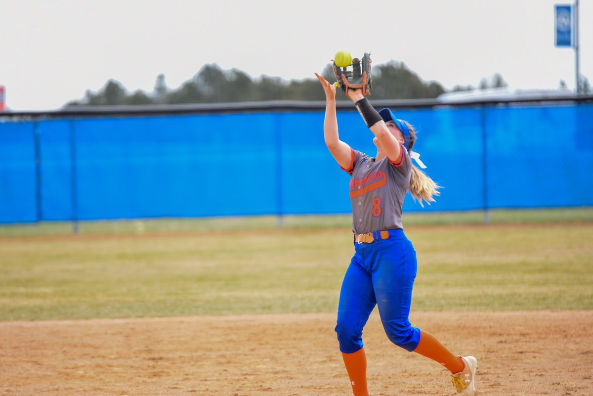 umarysports's tweet photo. SENIOR DAY! Congratulations to Kylie Alto, Brieann Backes, and Paige Matsuki on tremendous careers with @UmarySoftball #HooksUp https://t.co/NpLauaLVNv