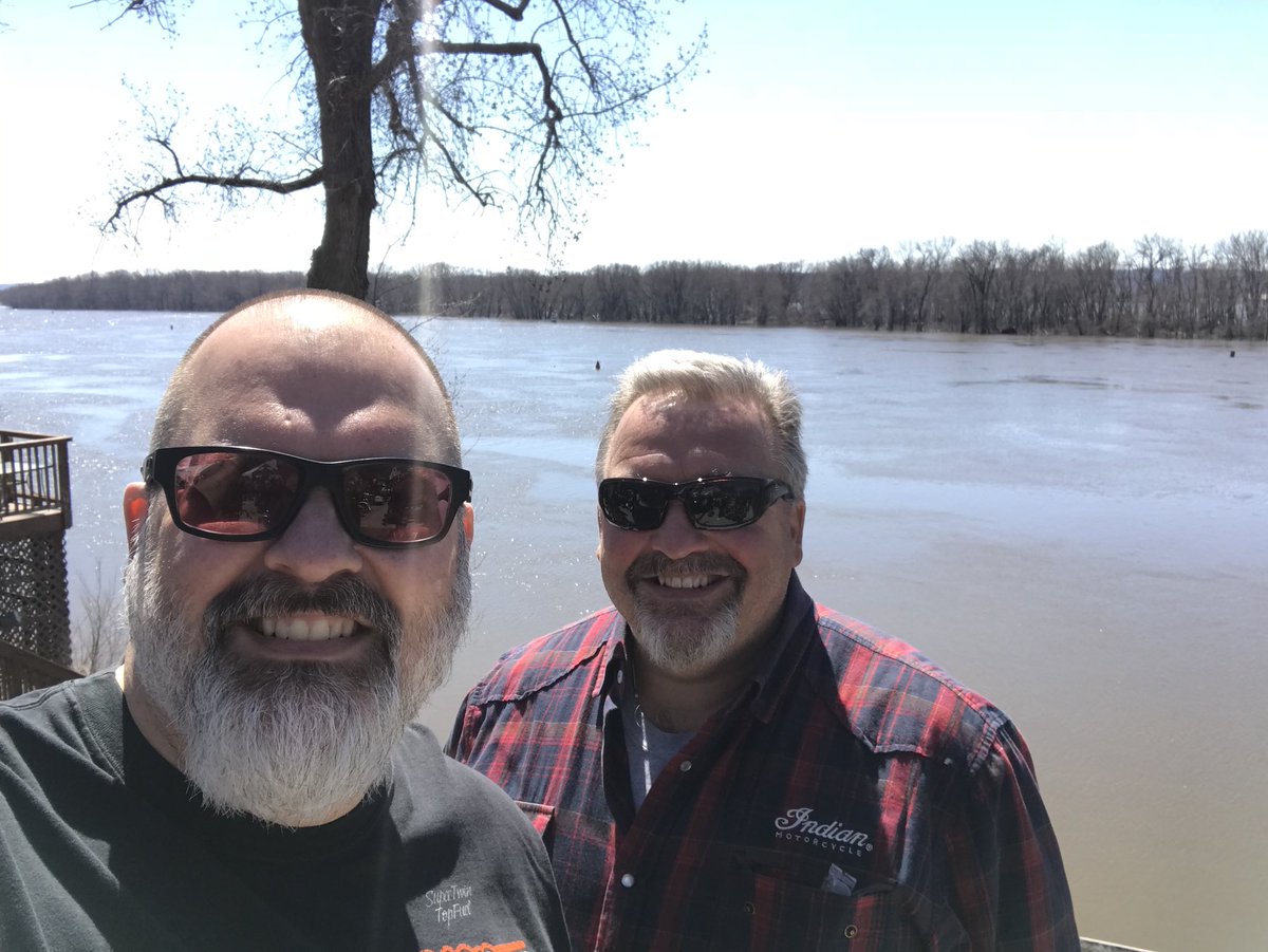 DrBezek's tweet photo. Beautiful day to cruise the river on The Flood Run. #LifeIsGood #FloodRun https://t.co/WZbz4iwRVf