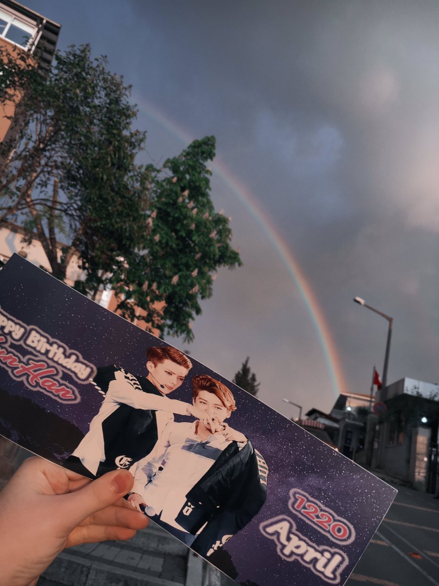 jjeongxiao's tweet photo. Mükemmel denk geldi.
#HunHanReturn https://t.co/Oo2NkFLiMk