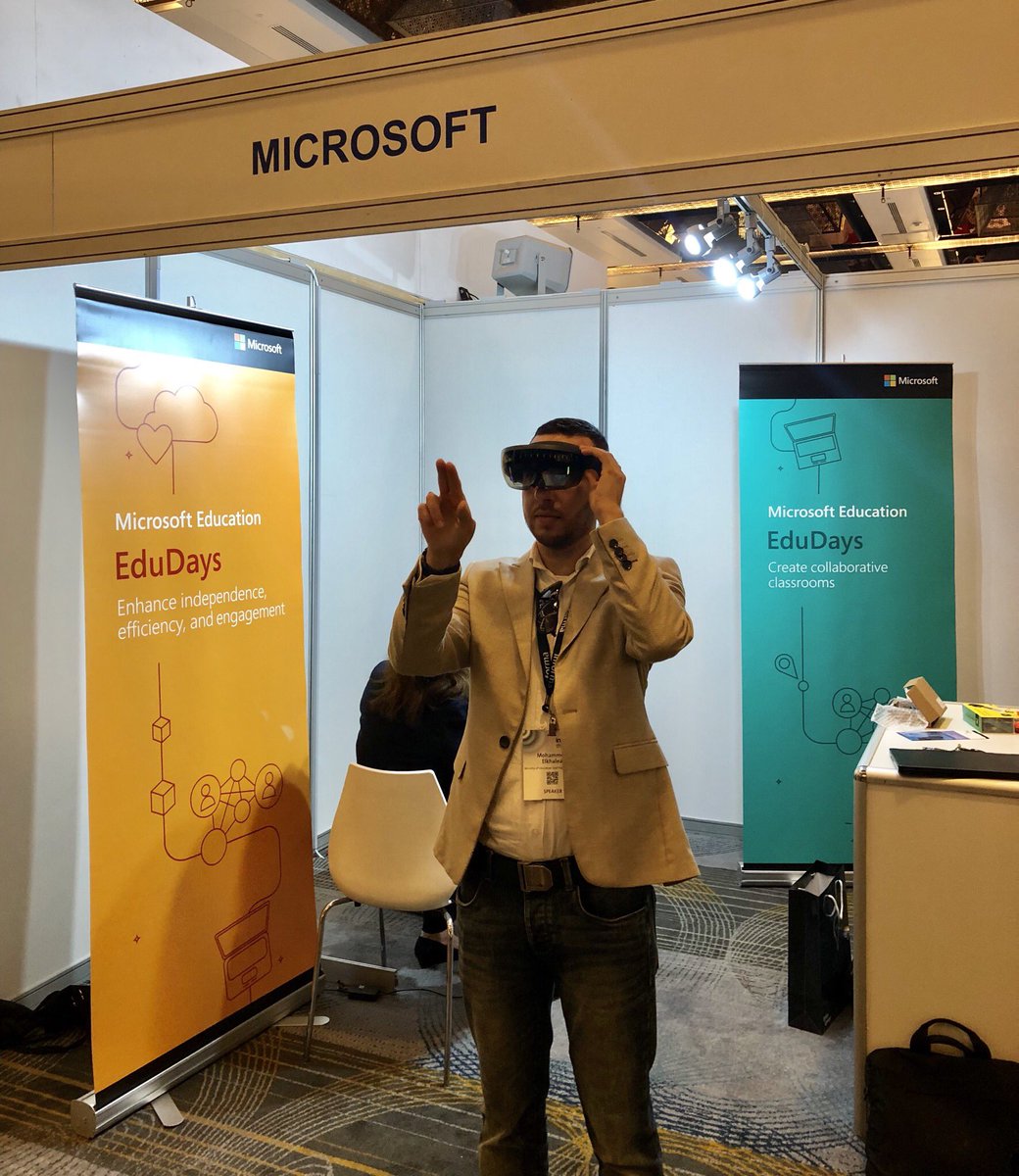 MohGalal88's tweet photo. • Thanks @MicrosoftEDU for such amazing technology. (Pics. taken in #EdexQatar 2019)
#MIEExpert #MIEExpertGulf #MoGalal #MIEEQatar #education #MicrosoftEDU #qatar @smsismasb @MicrosoftTeams @365eduevents @Qatar_Edu @informatharawat https://t.co/3tkDOkv5SE