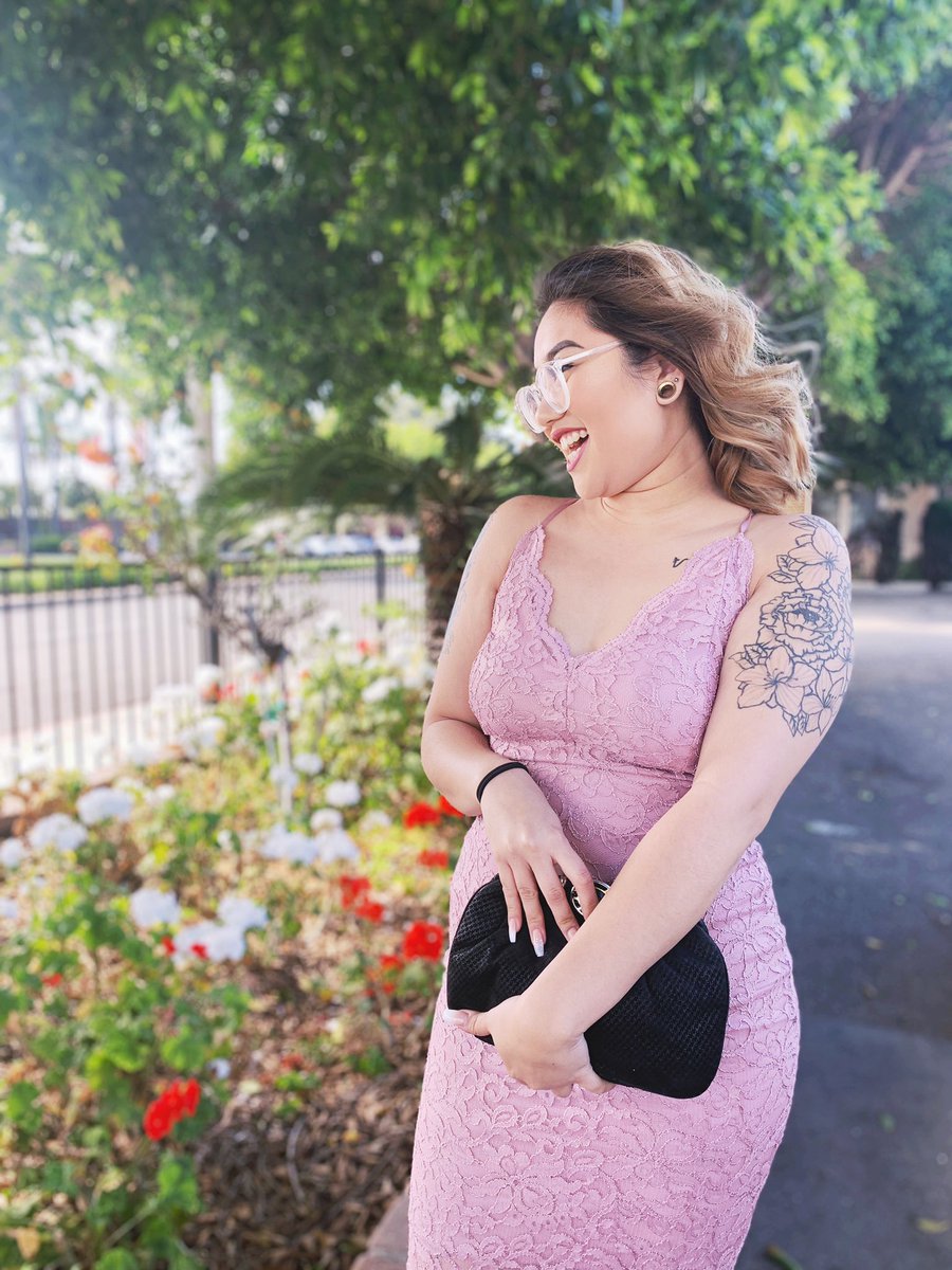 baesicSABRINA's tweet photo. weddings give me a reason to dress up and look pretty hehe 🤩 https://t.co/td16NXGIHs
