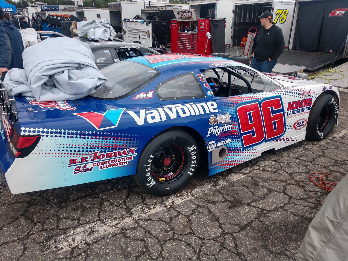 RichardAllenMSR's tweet photo. The @Valvoline car of @WAlexander_96 set for @PASSSLM14 action @hickoryspeedway https://t.co/0jpY8UIFEJ