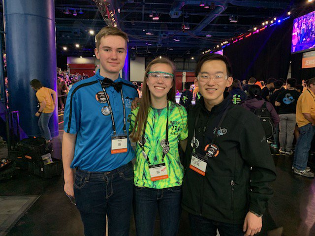 FTCTeams's tweet image. Proud smiles all around - and for good reason! Congrats to the FIRST Tech Challenge teams headed to @MinuteMaidParks for Final Matches! 👏👏 @FTC6547, @3101BoomBots, @wahs_robotics, @team1619, @BArobotics, @Team_MAKBots 👏👏 #FIRSTChamp #FIRSTinspires