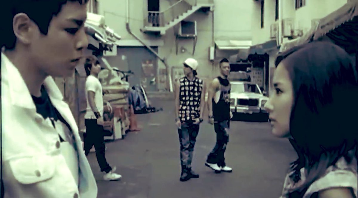 かつこ Bigbang Haruharu Pvの女子がパクミニョンだと聞いてマジかよ と見直した結果 このジェラ ってブチキレてるジヨンちゃんが何度観ても可愛い過ぎるし Pvの域を越えたストーリー性とメンバー全員アカデミー賞ものの演技力を発揮してて完全に全米