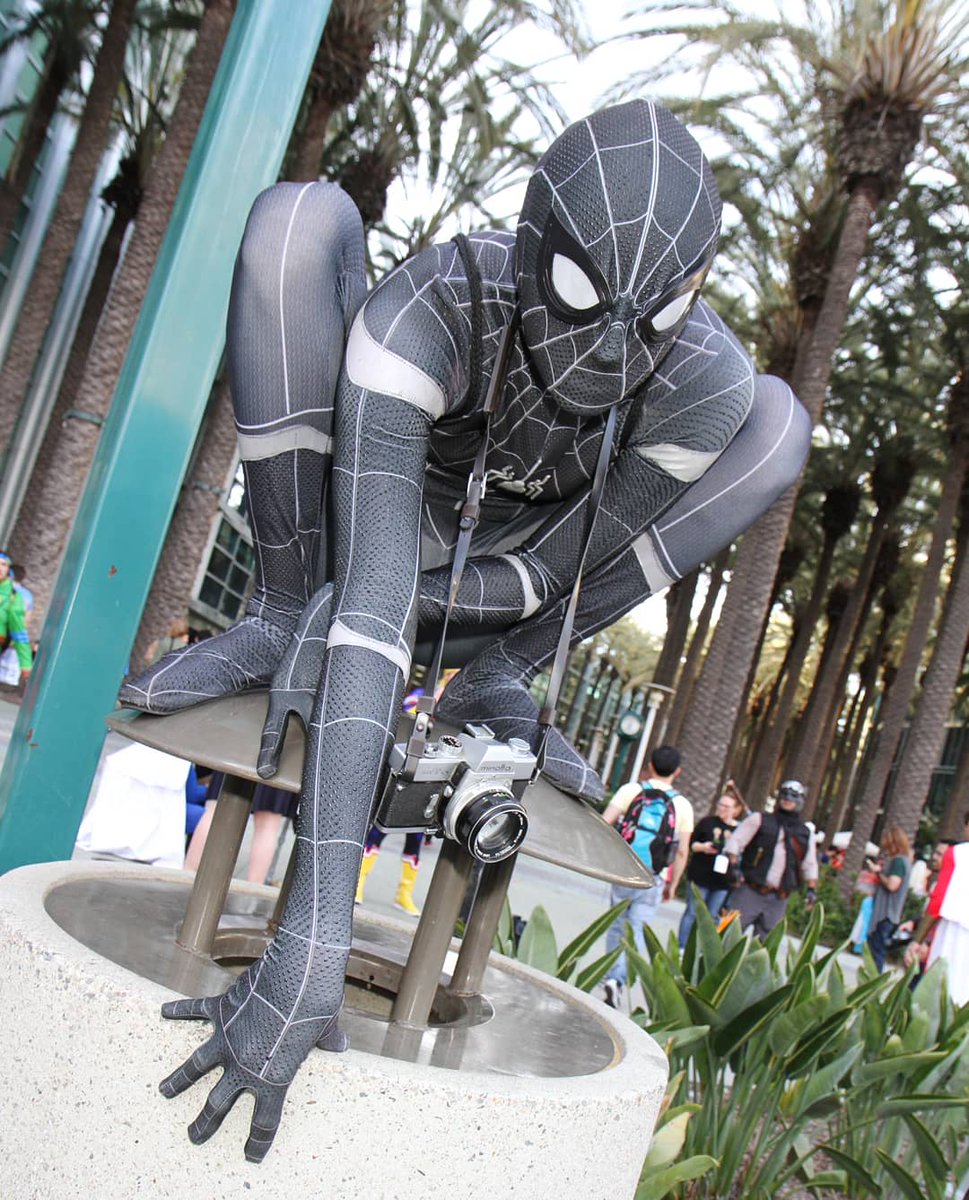 Spidey hanging out <a href="/WonderCon/">WonderCon</a> #cosplay #cosplayer #wondercon #marvelcosplay #wondercon2019 #Spiderman